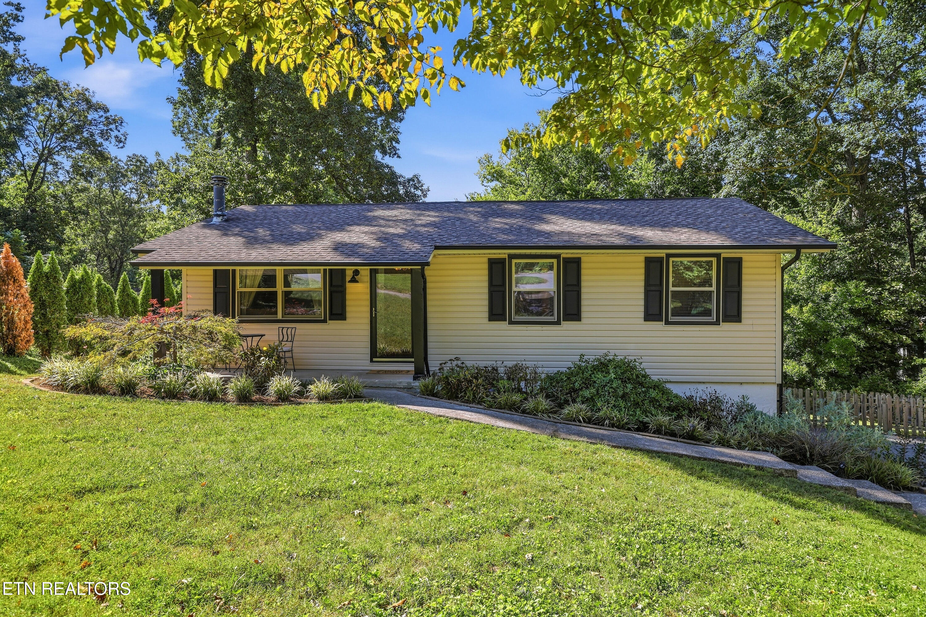 1403 Northshire Lane