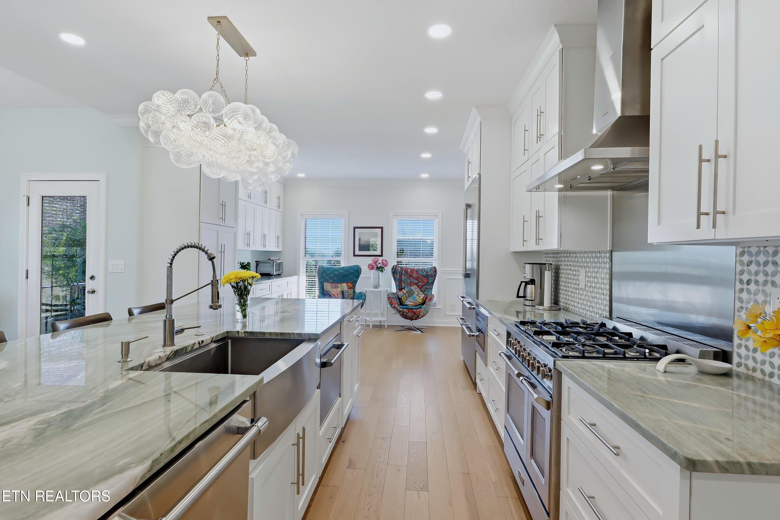9225 Mesa Verde Lane