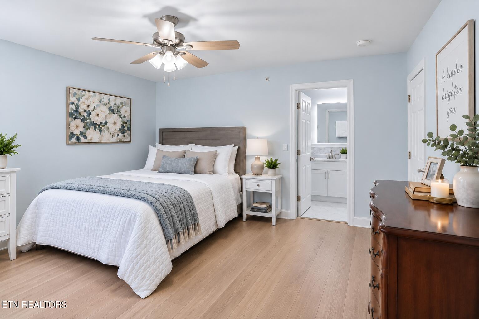 9225 Mesa Verde Lane