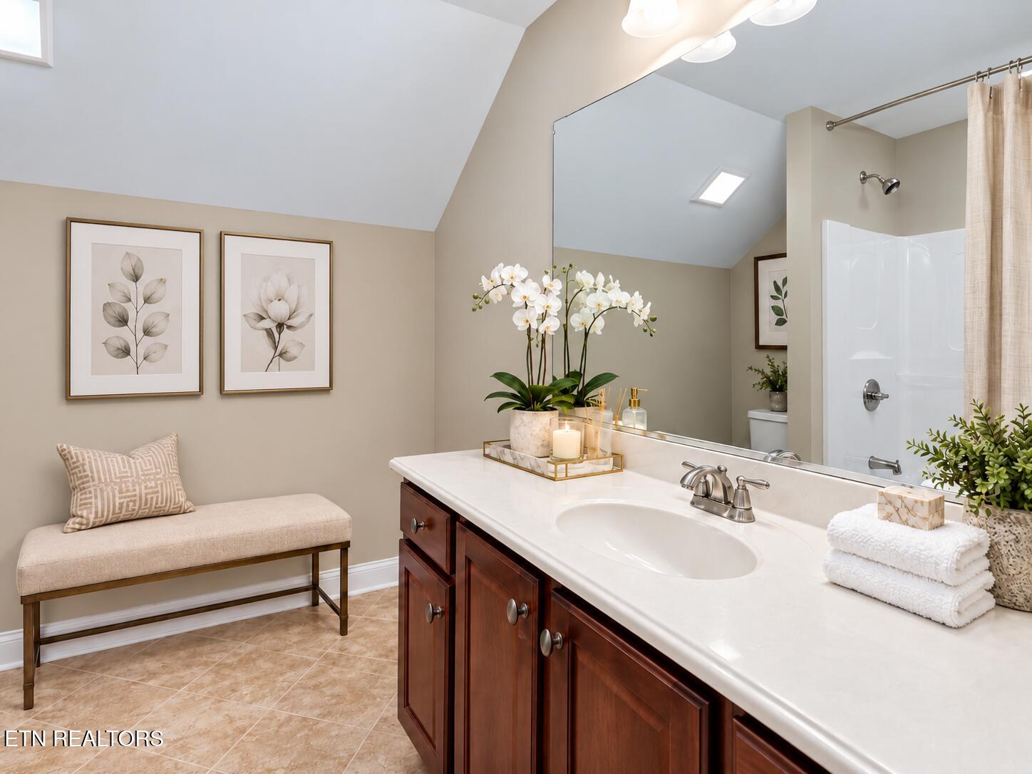 9225 Mesa Verde Lane