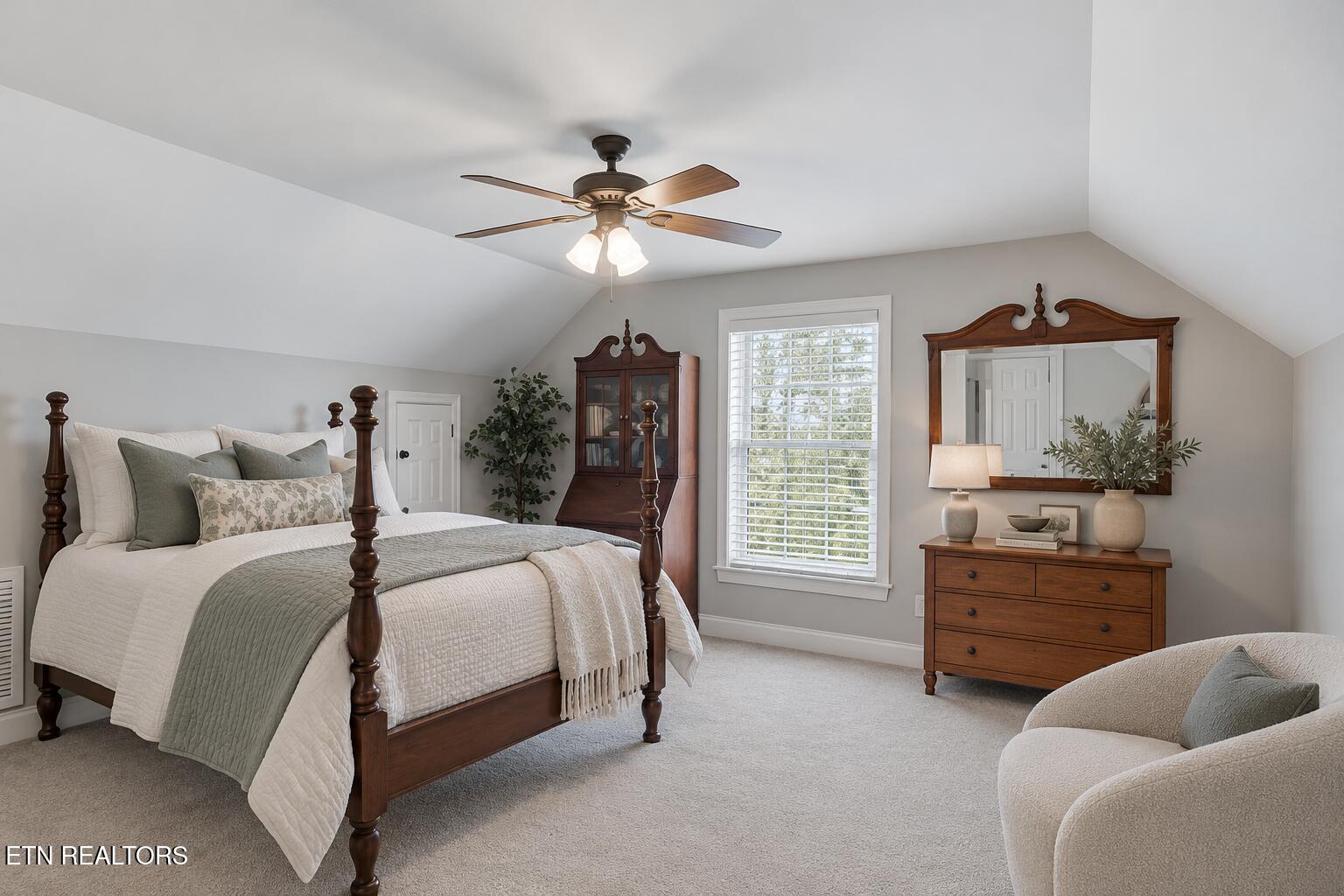 9225 Mesa Verde Lane