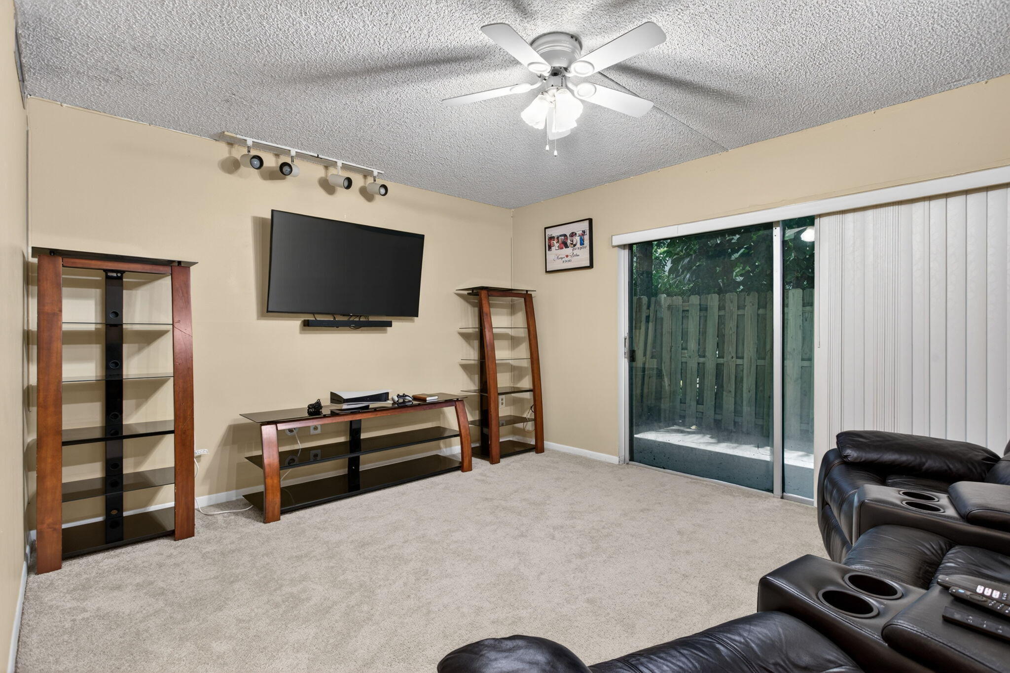 801 W Oakland Park Boulevard