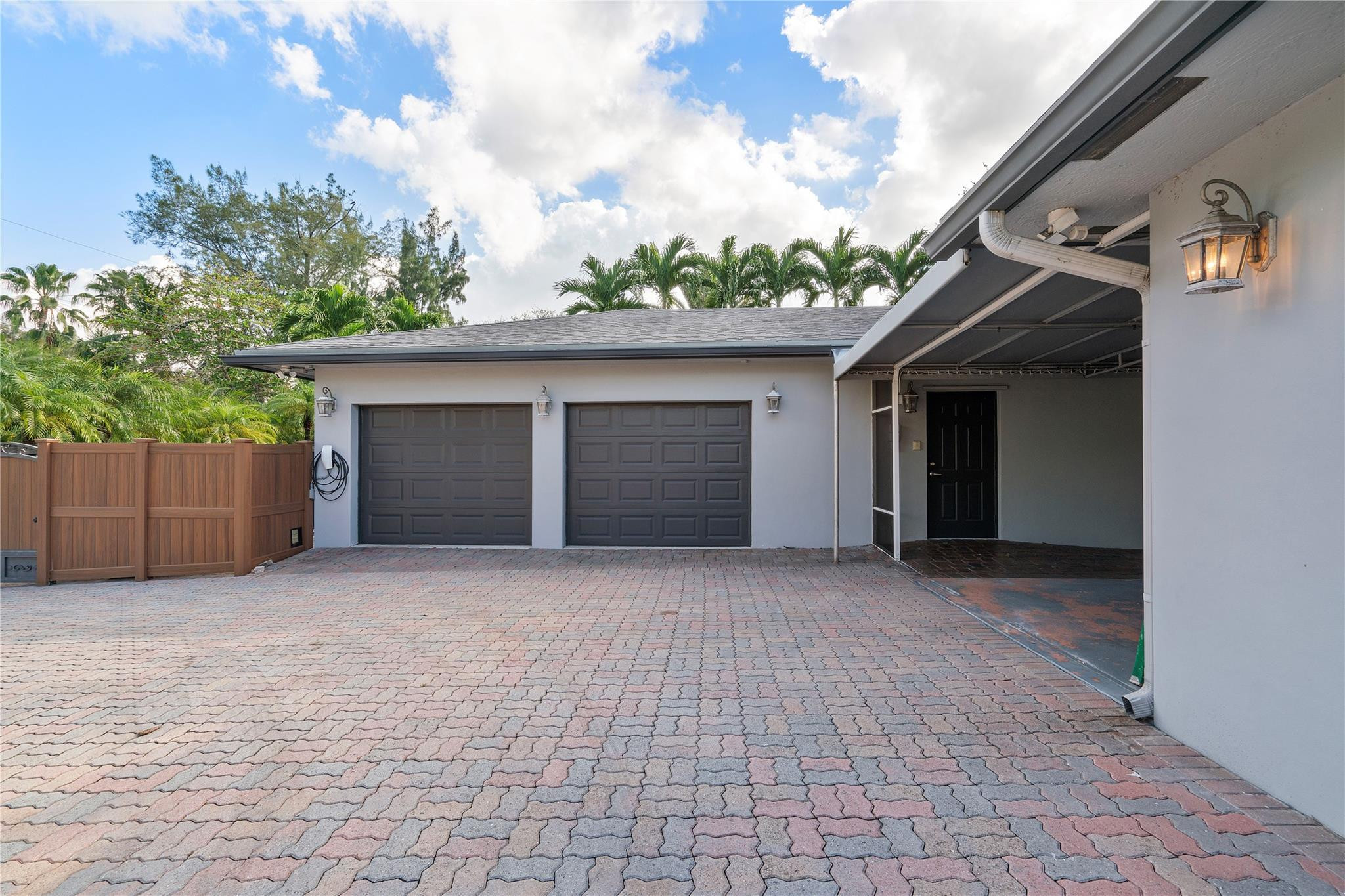 11061 SW 30th Ct