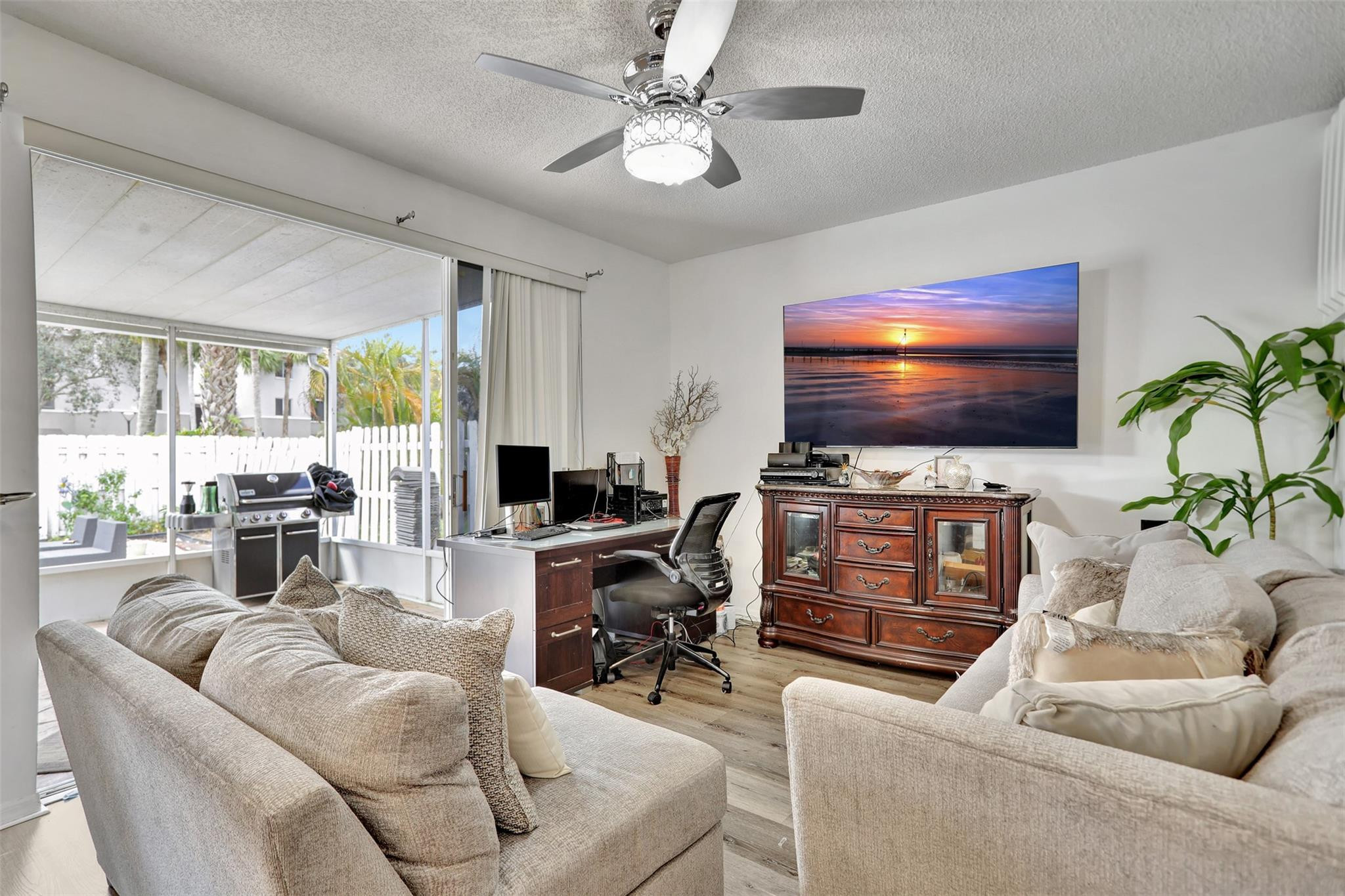 5433 NW 55th Terrace