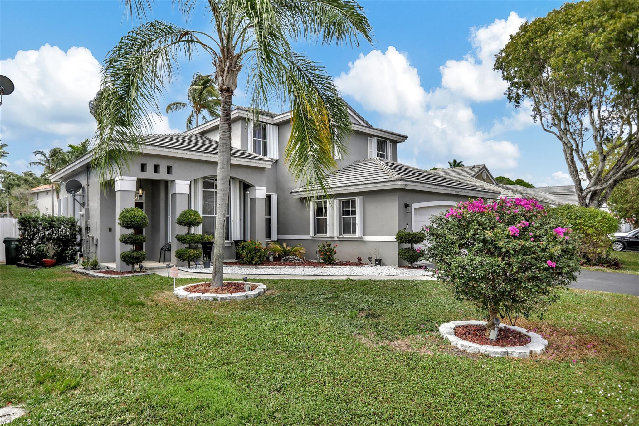 5433 NW 55th Terrace