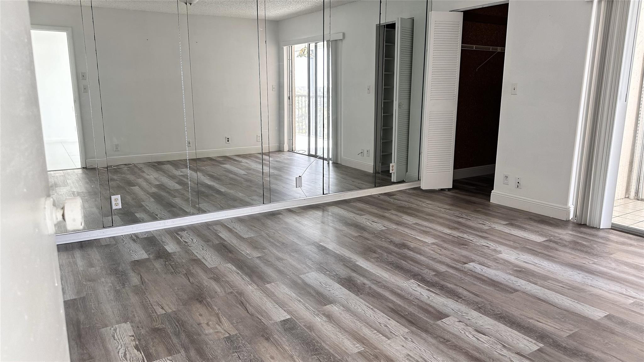 5900 NW 44th Street 814