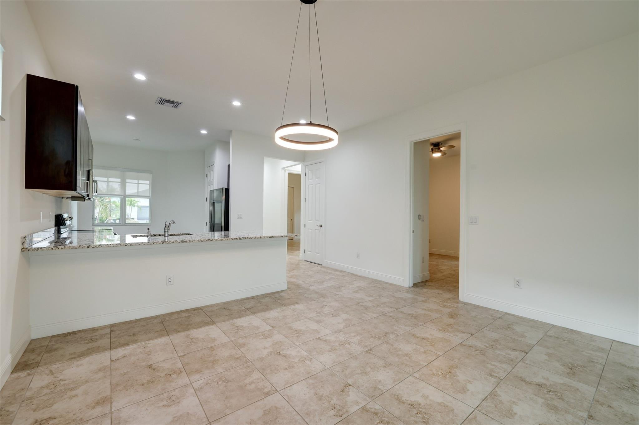 9189 SW Pepoli Way