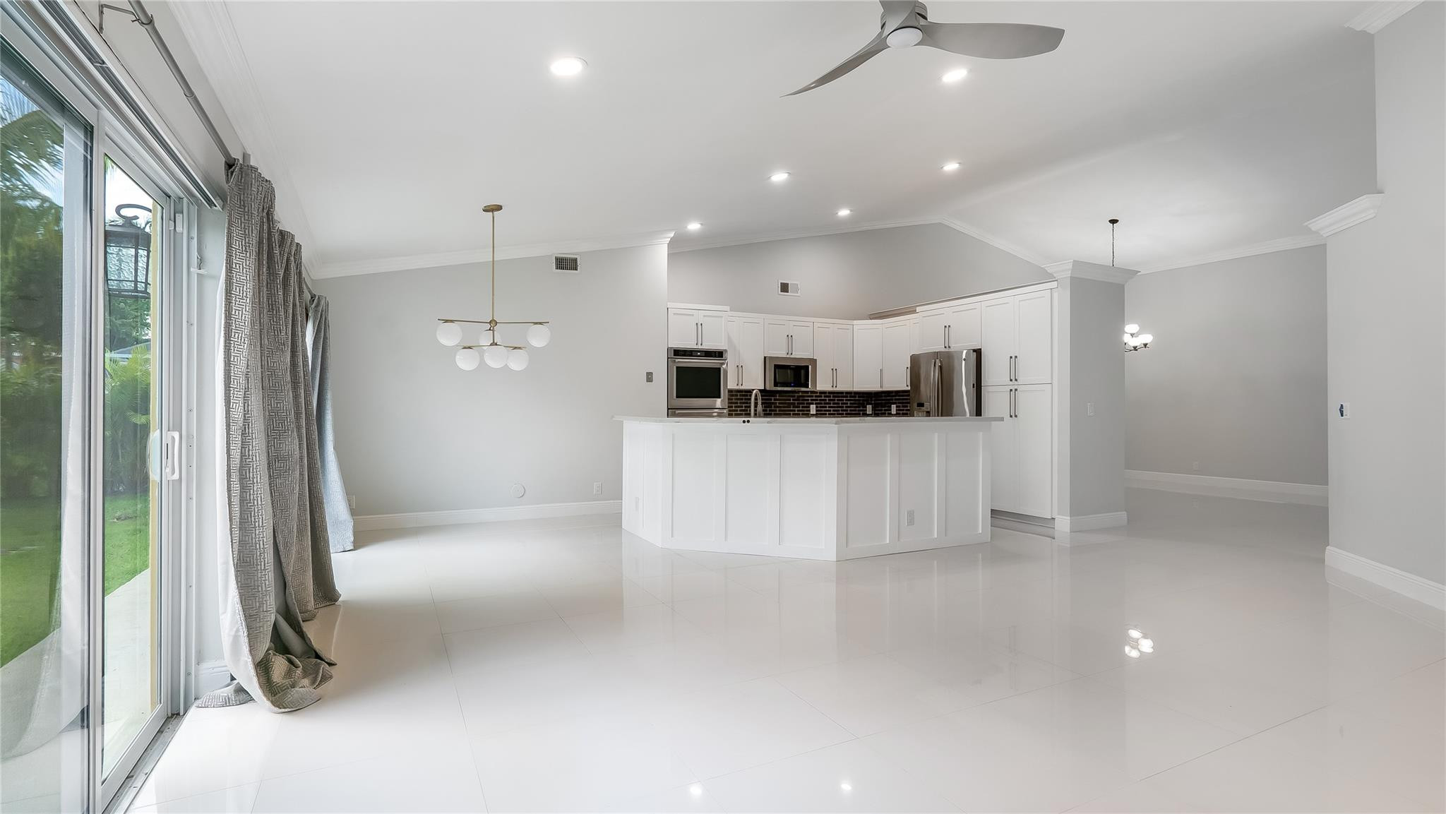 1210 NW 193rd Ave