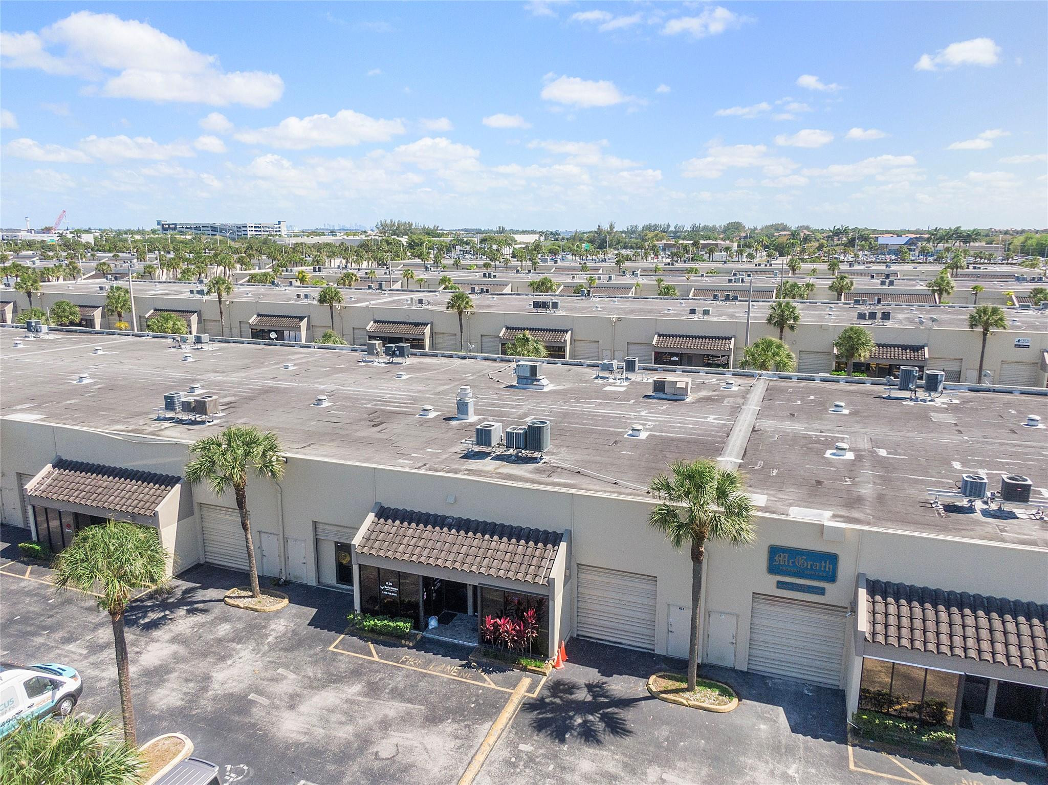 6187 NW 167th St H28
