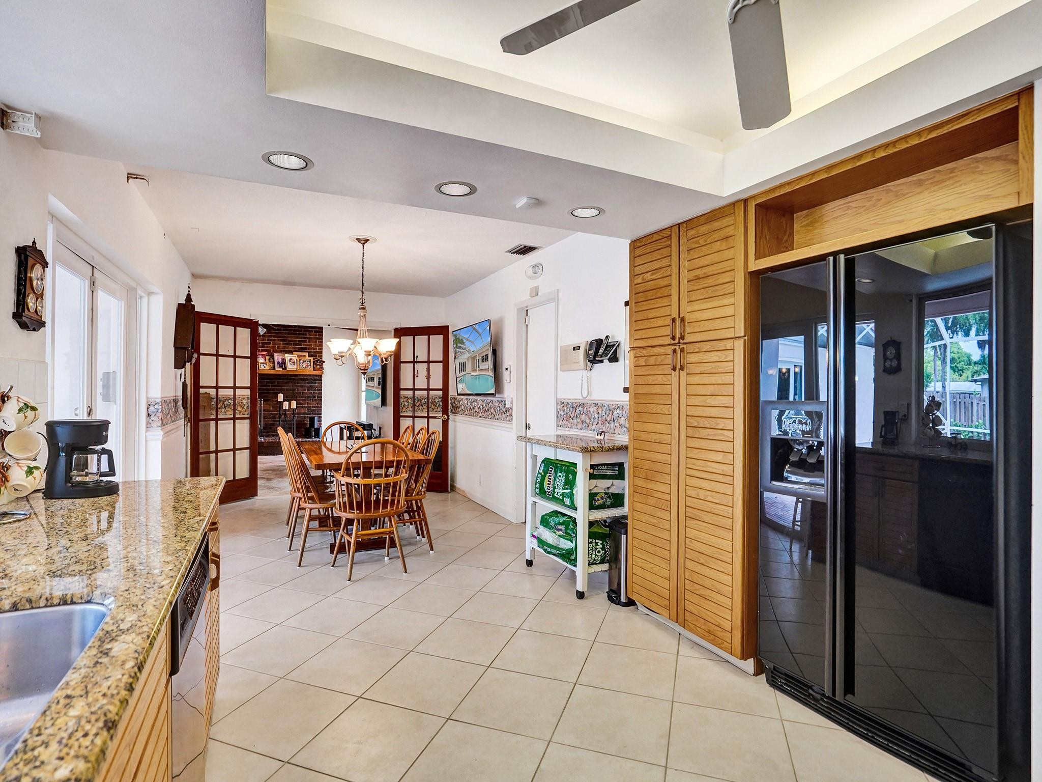 1161 SW 69th Ave