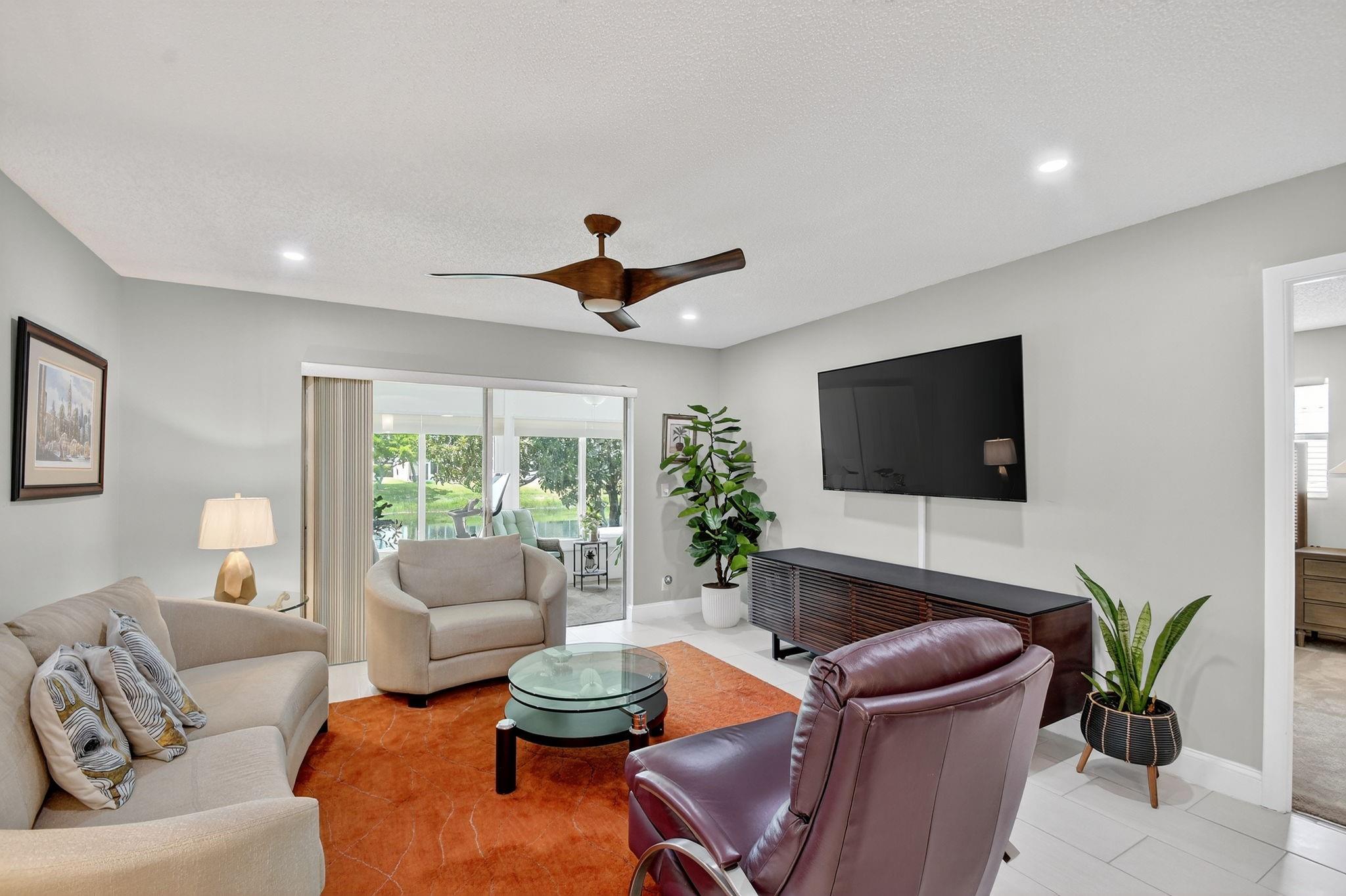 121 Lake Meryl Drive