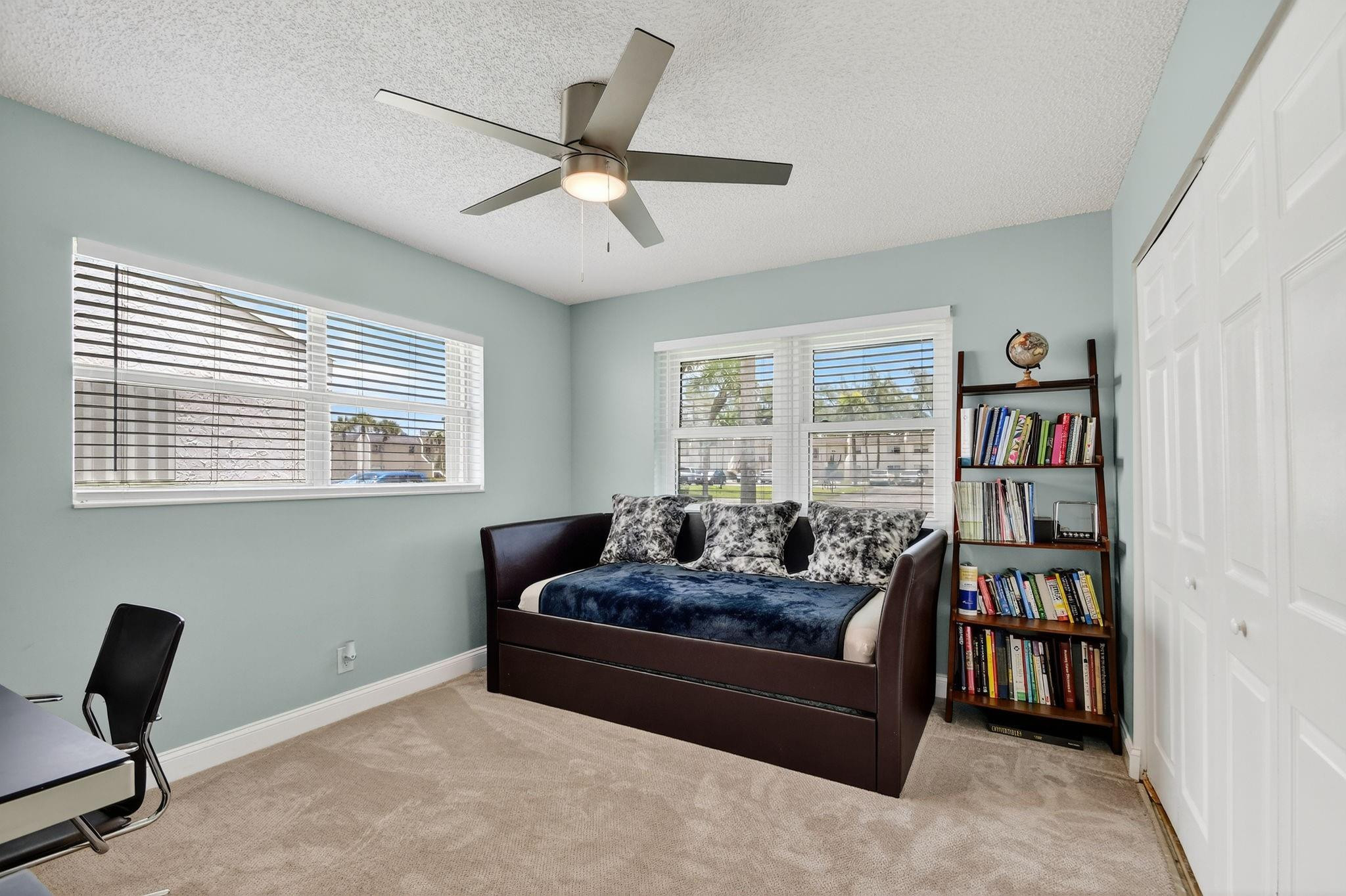 121 Lake Meryl Drive