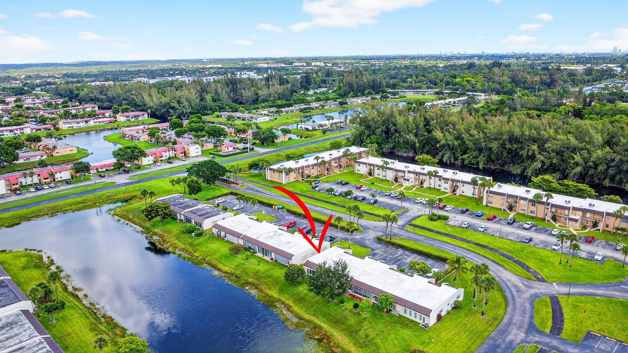 121 Lake Meryl Drive