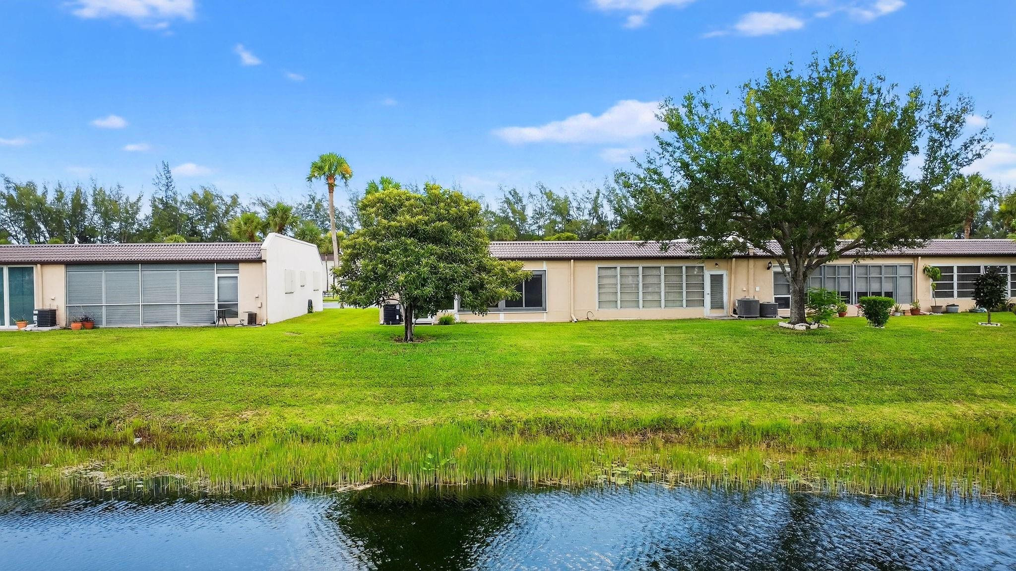 121 Lake Meryl Drive