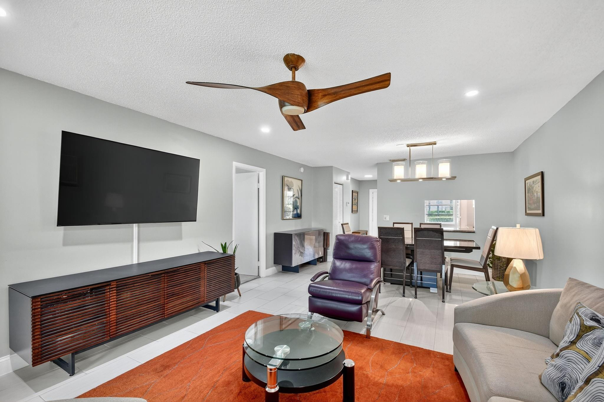 121 Lake Meryl Drive
