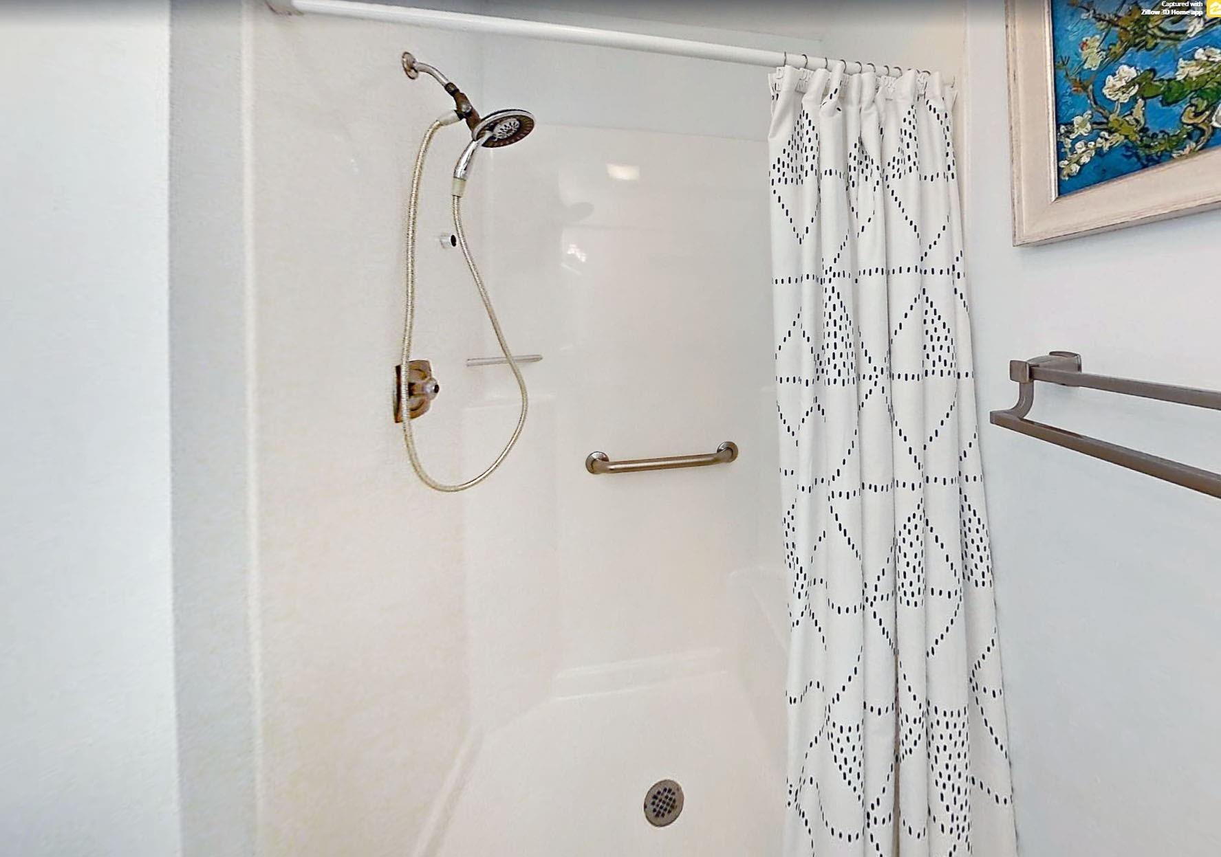 121 Lake Meryl Drive