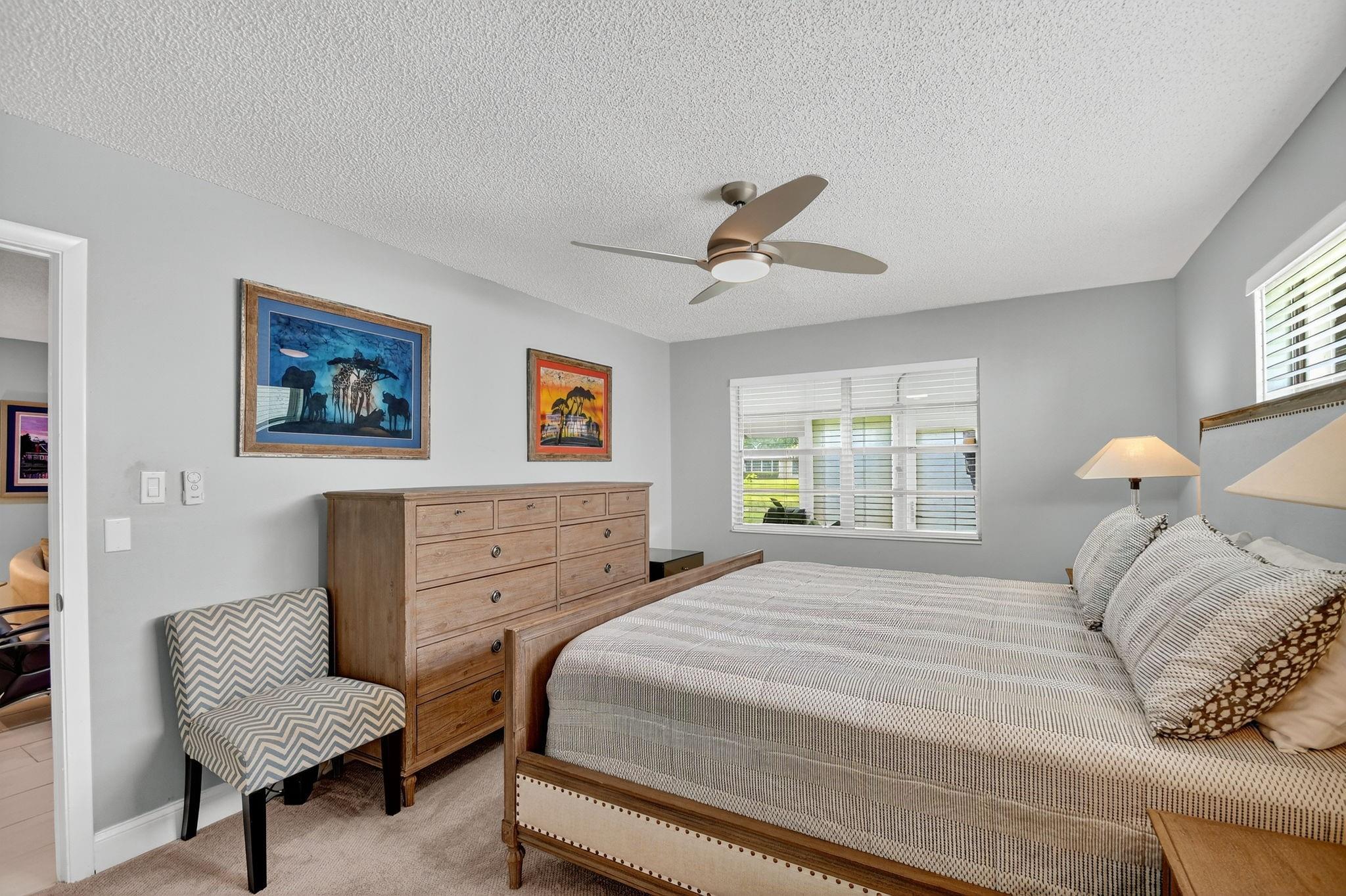 121 Lake Meryl Drive