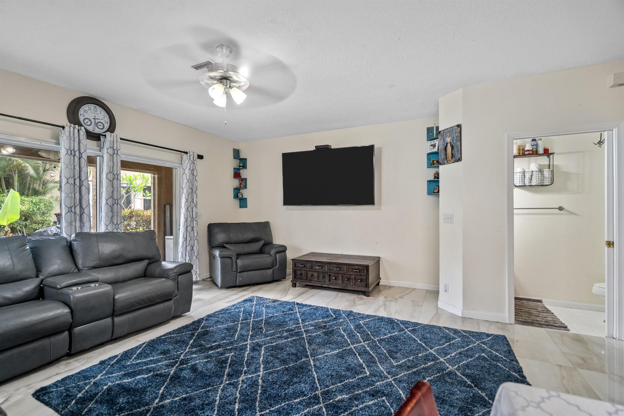 6957 Brook Hollow Road