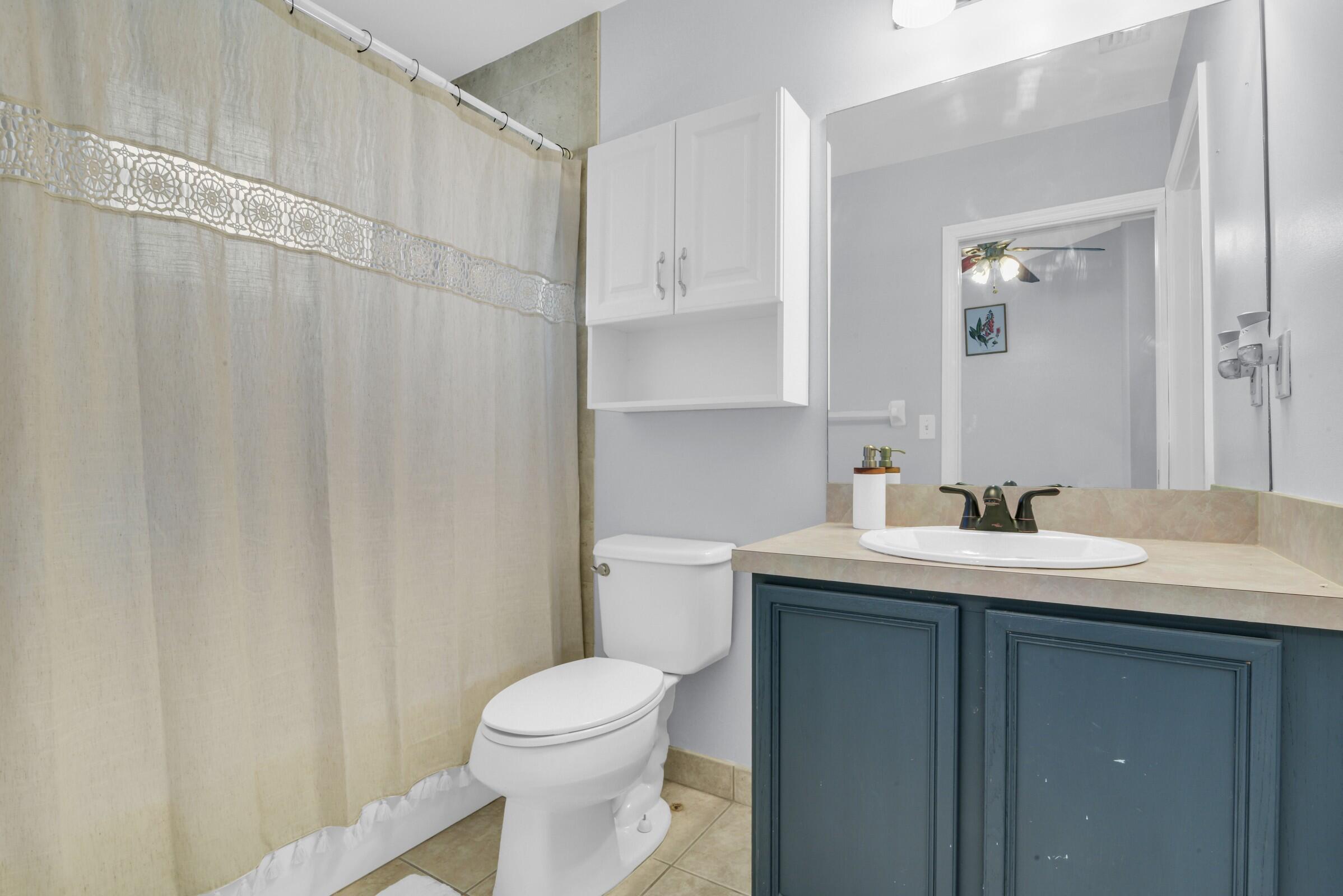 4653 Palmbrooke Cir Circle