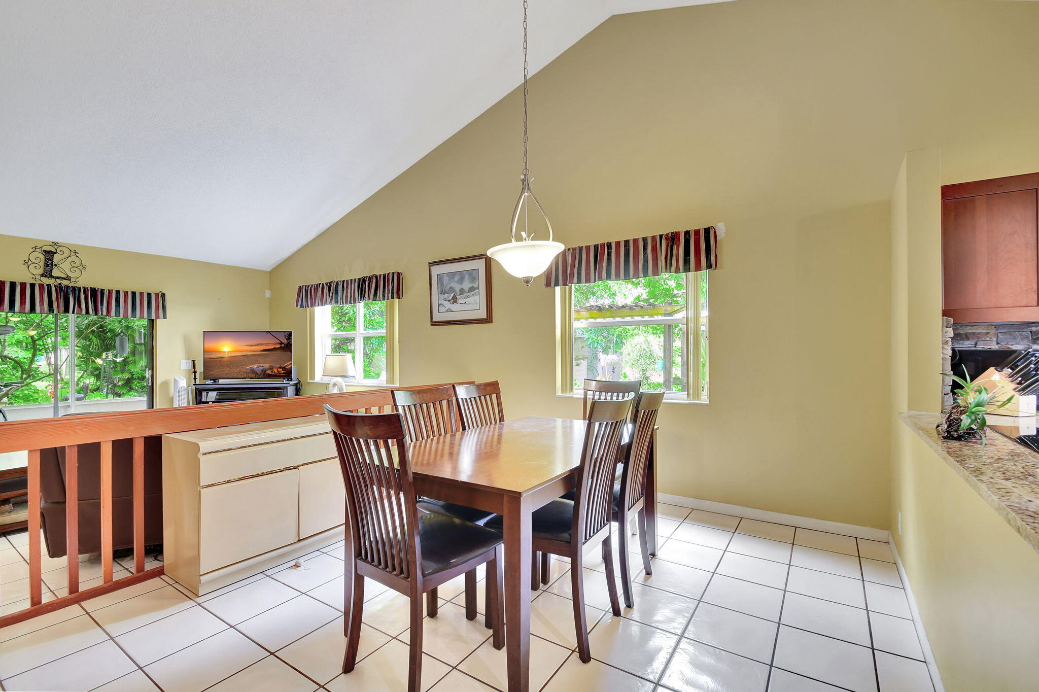 123 Buttonwood Circle