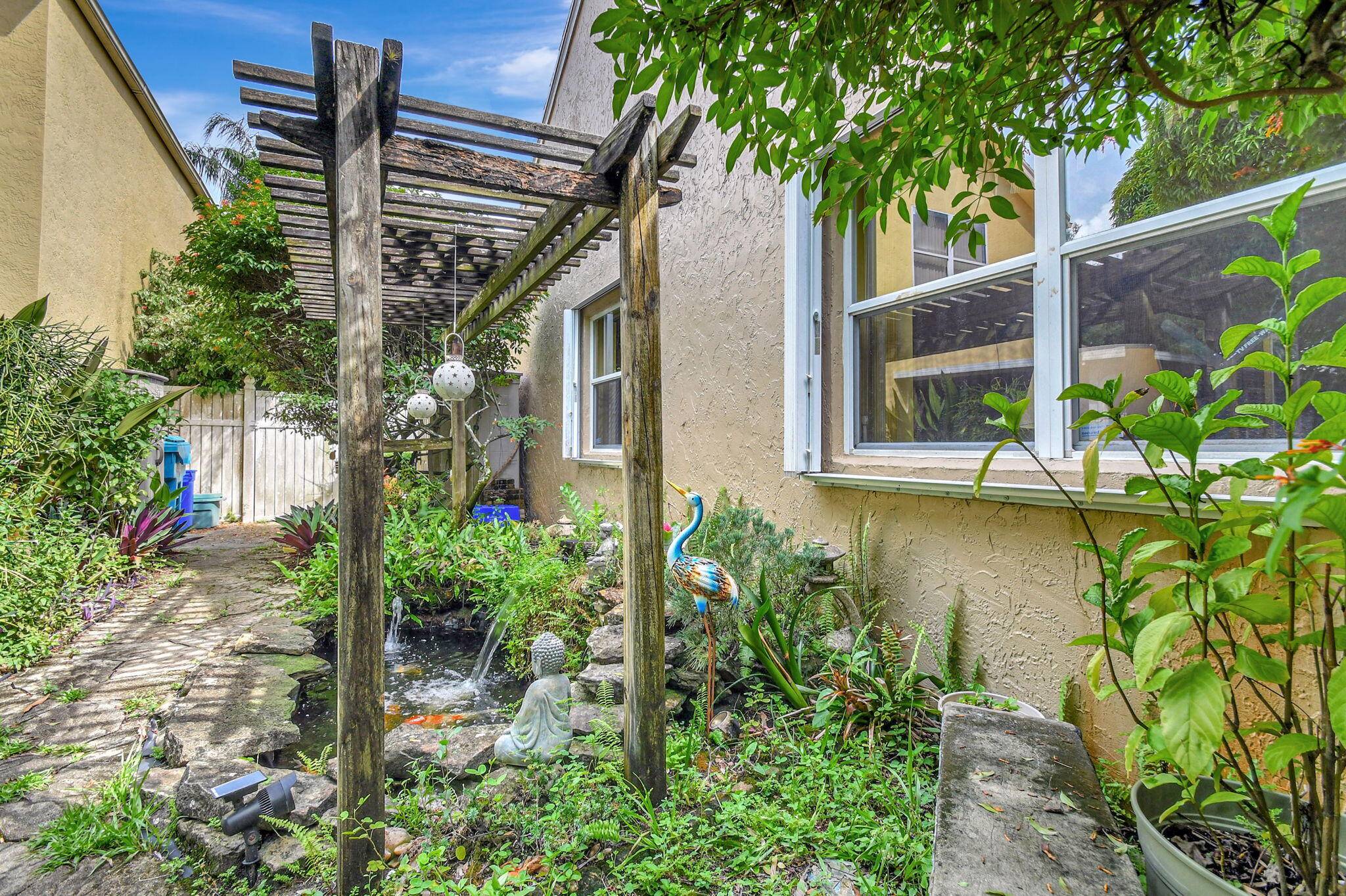 123 Buttonwood Circle
