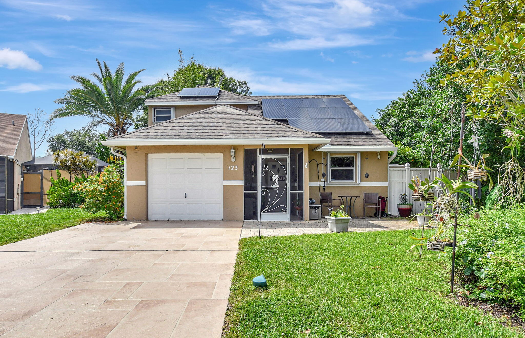 123 Buttonwood Circle