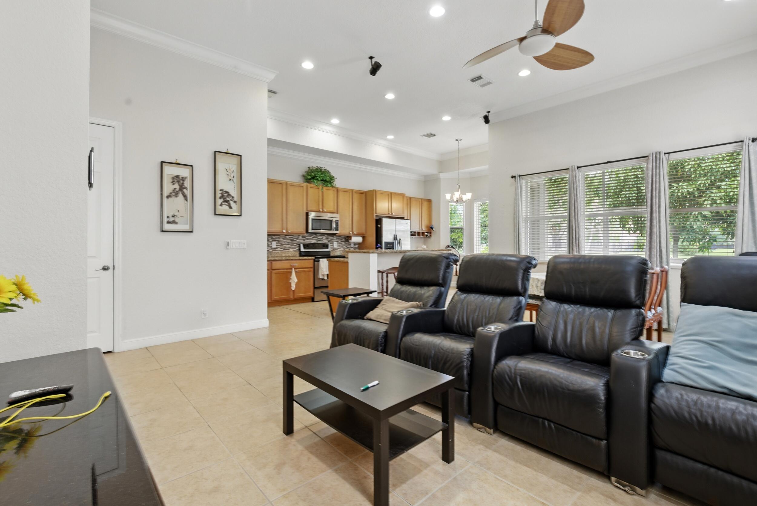 707 Cresta Circle