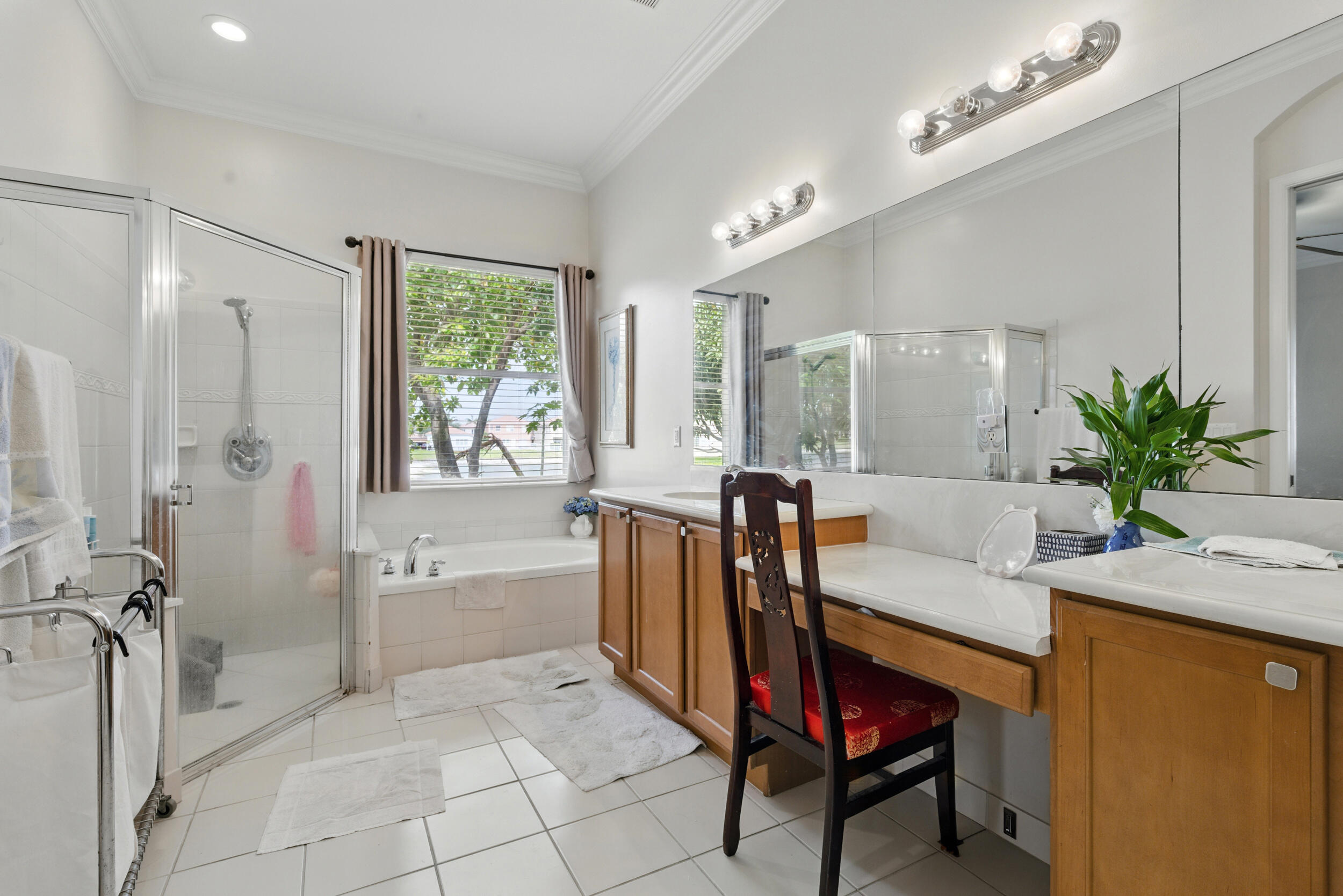 707 Cresta Circle