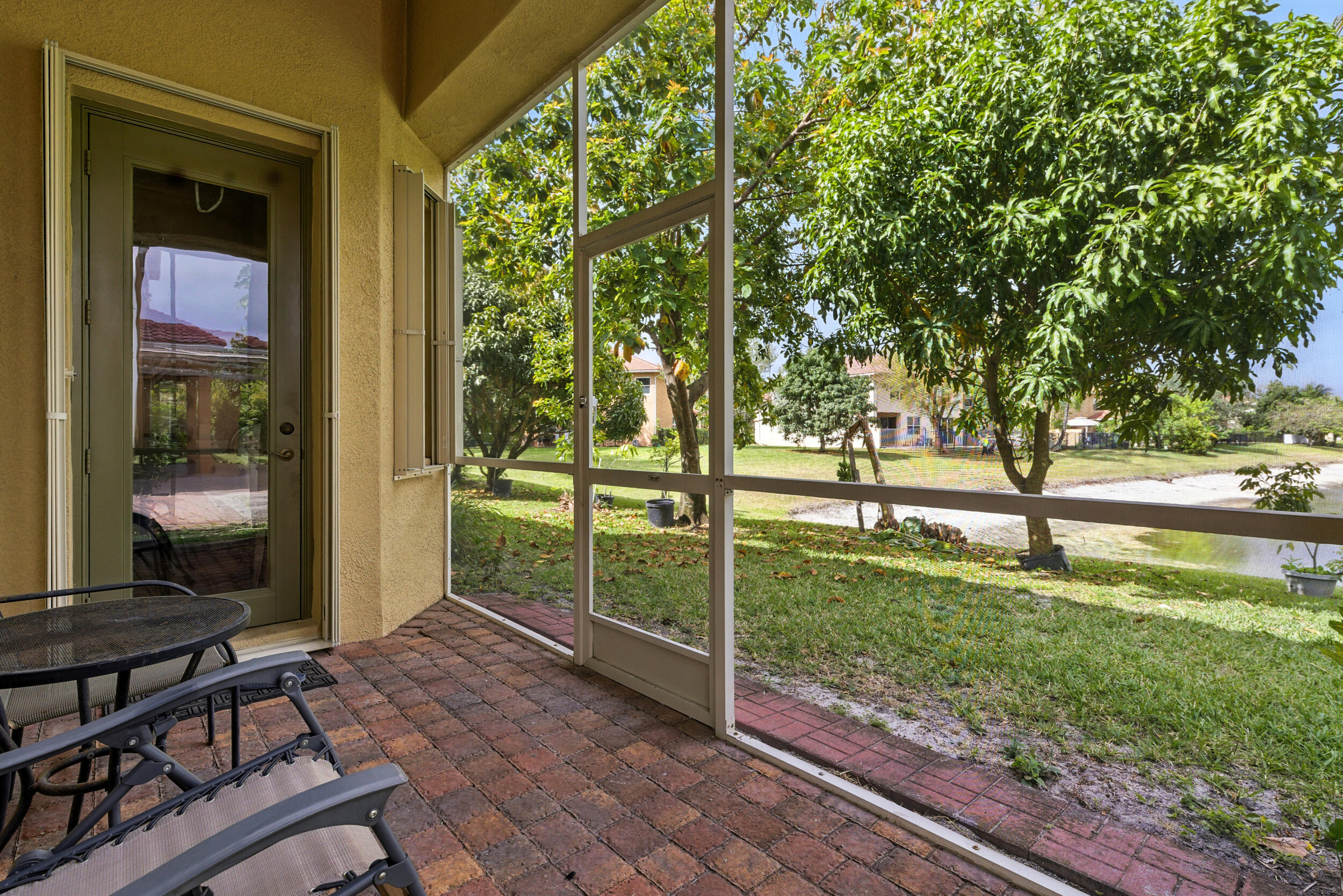 707 Cresta Circle