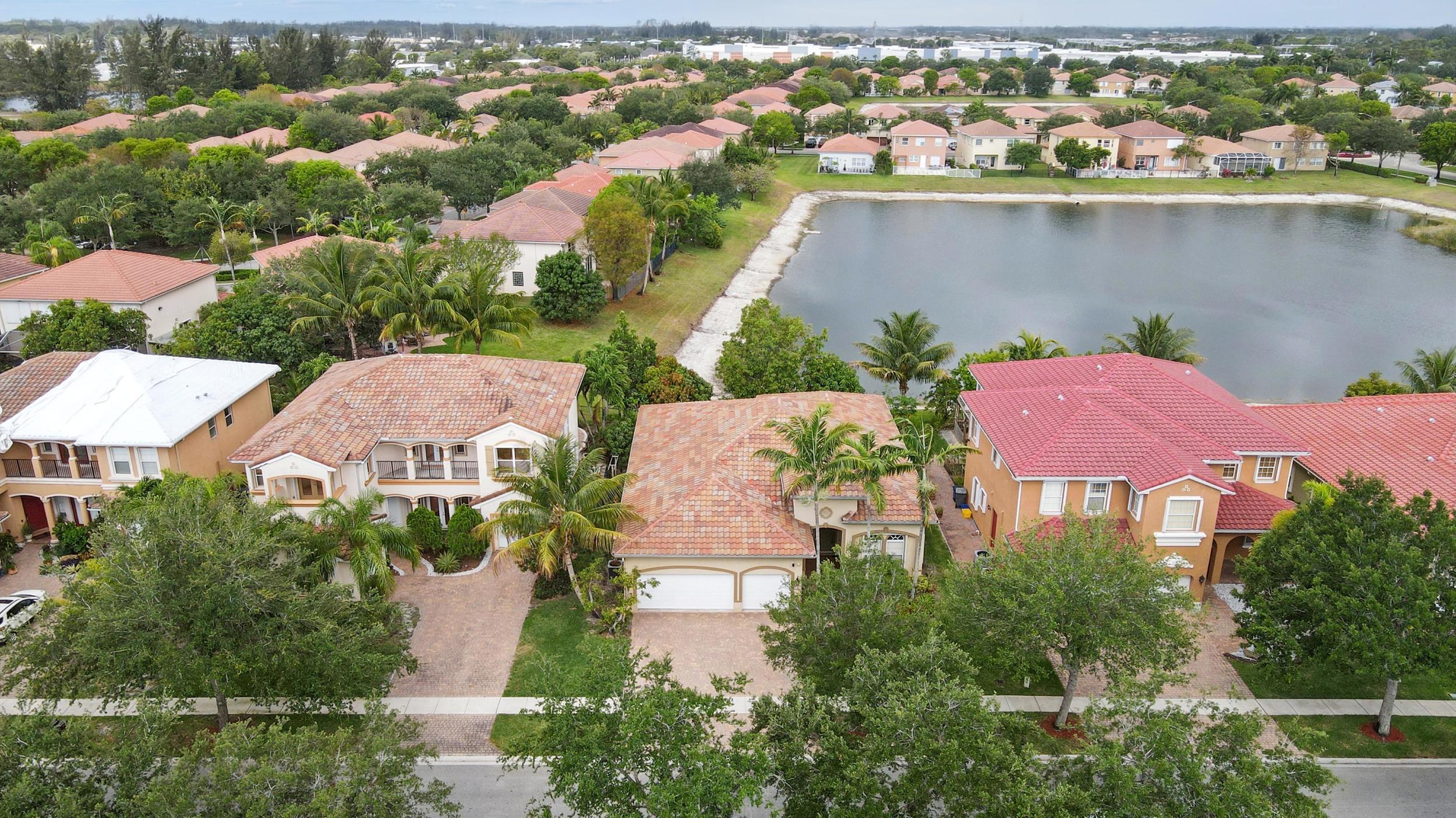 707 Cresta Circle