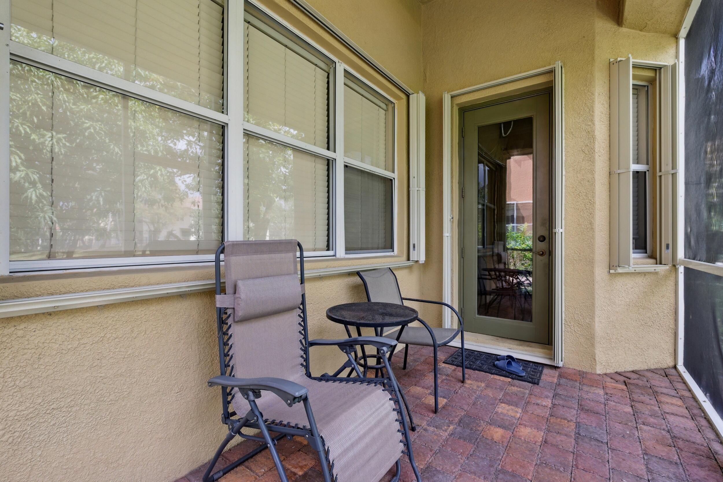 707 Cresta Circle