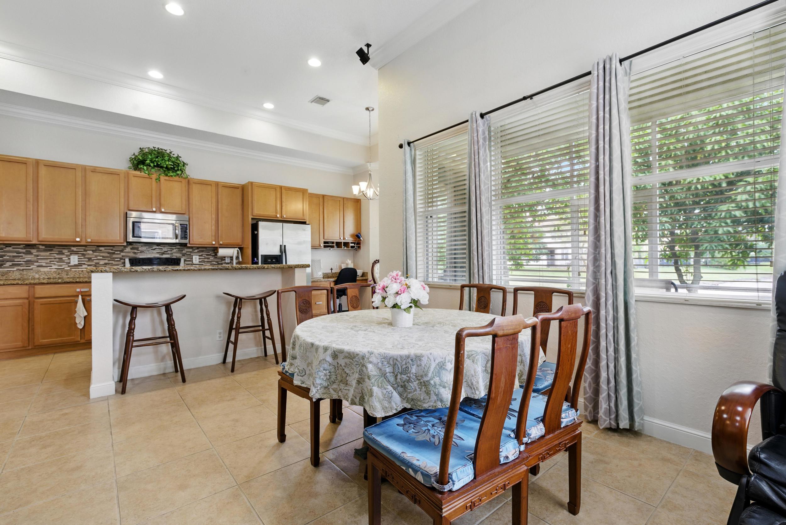 707 Cresta Circle