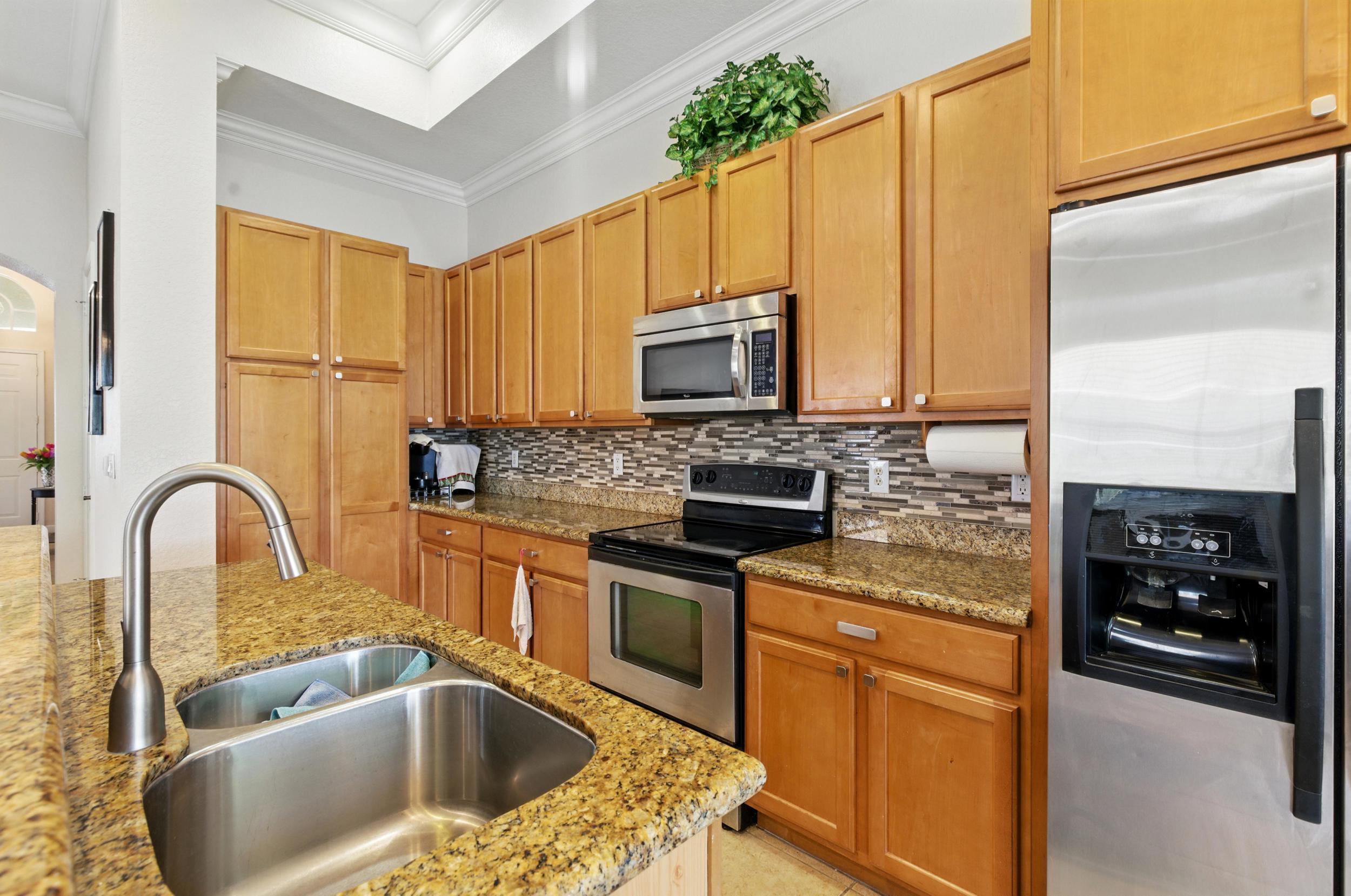 707 Cresta Circle