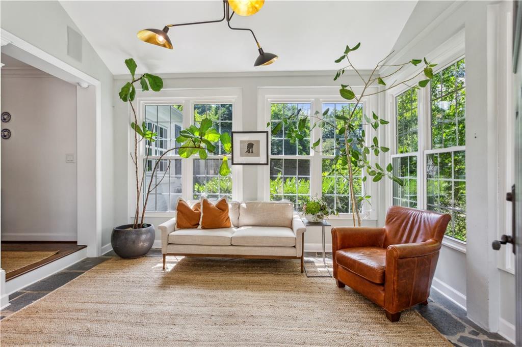 717 Channing Drive NW