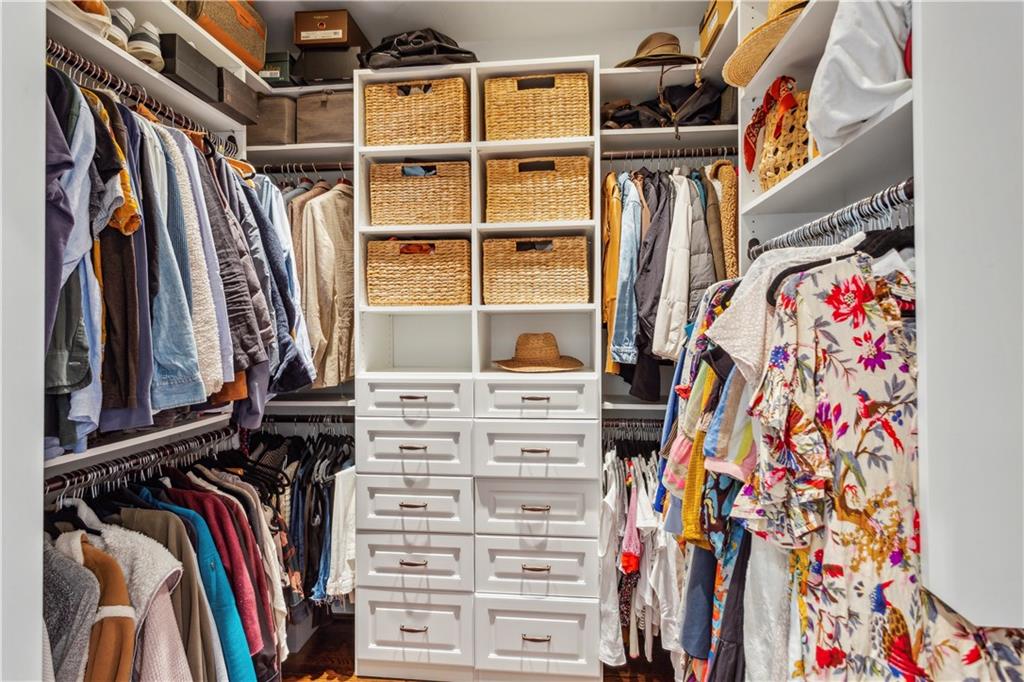 717 Channing Drive NW