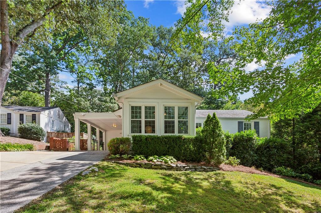 717 Channing Drive NW