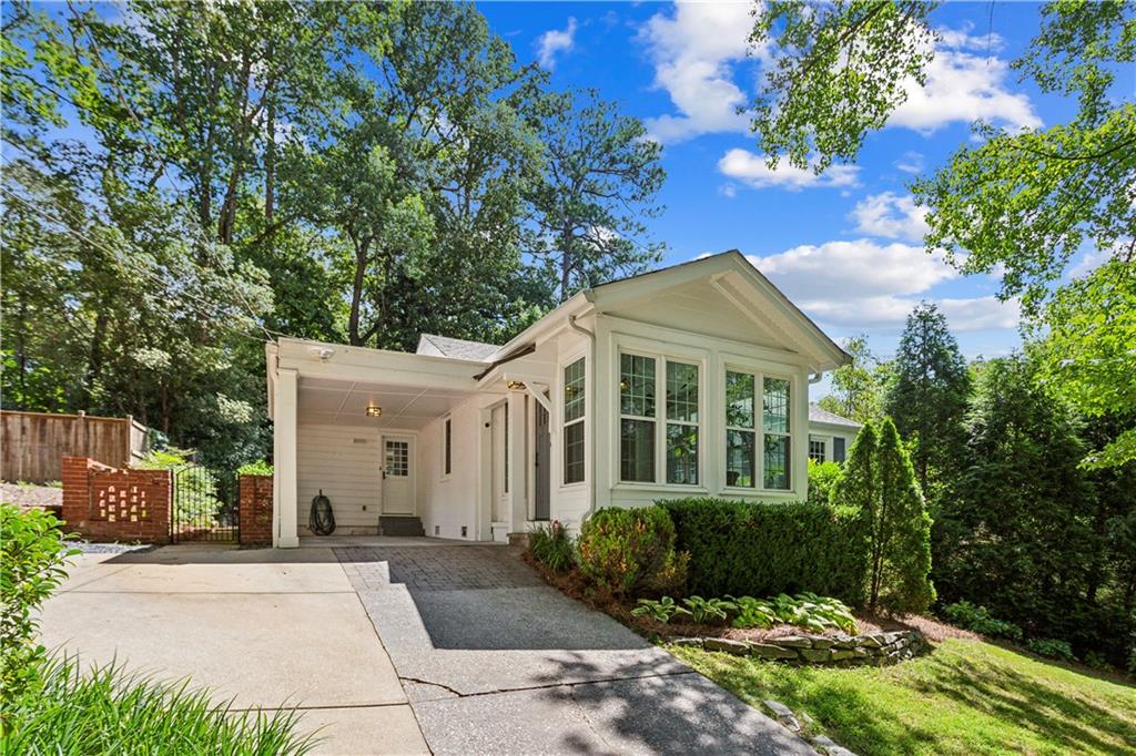 717 Channing Drive NW