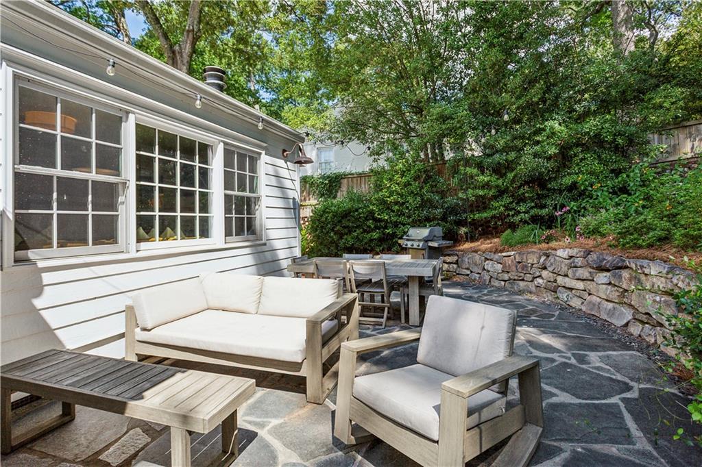 717 Channing Drive NW