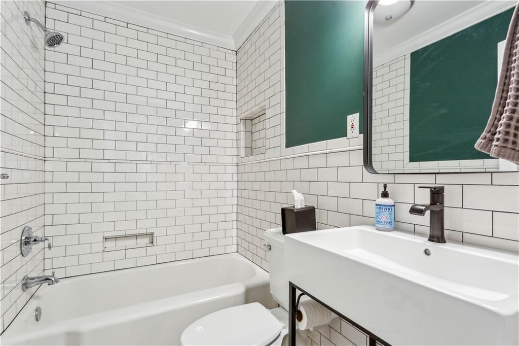 717 Channing Drive NW