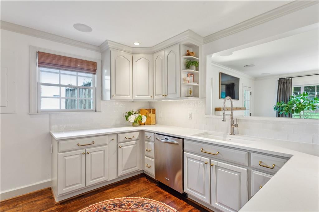 717 Channing Drive NW