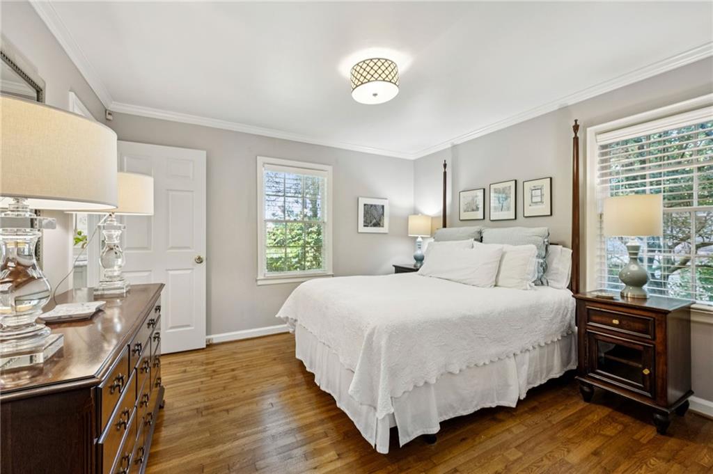 545 Overbrook Drive NW