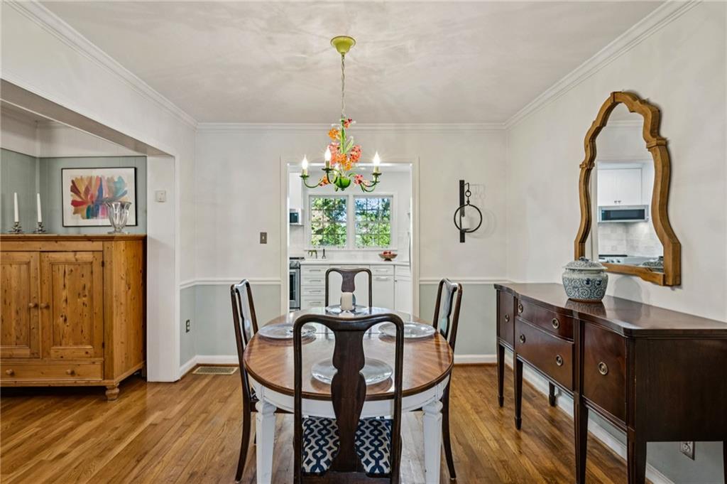 545 Overbrook Drive NW