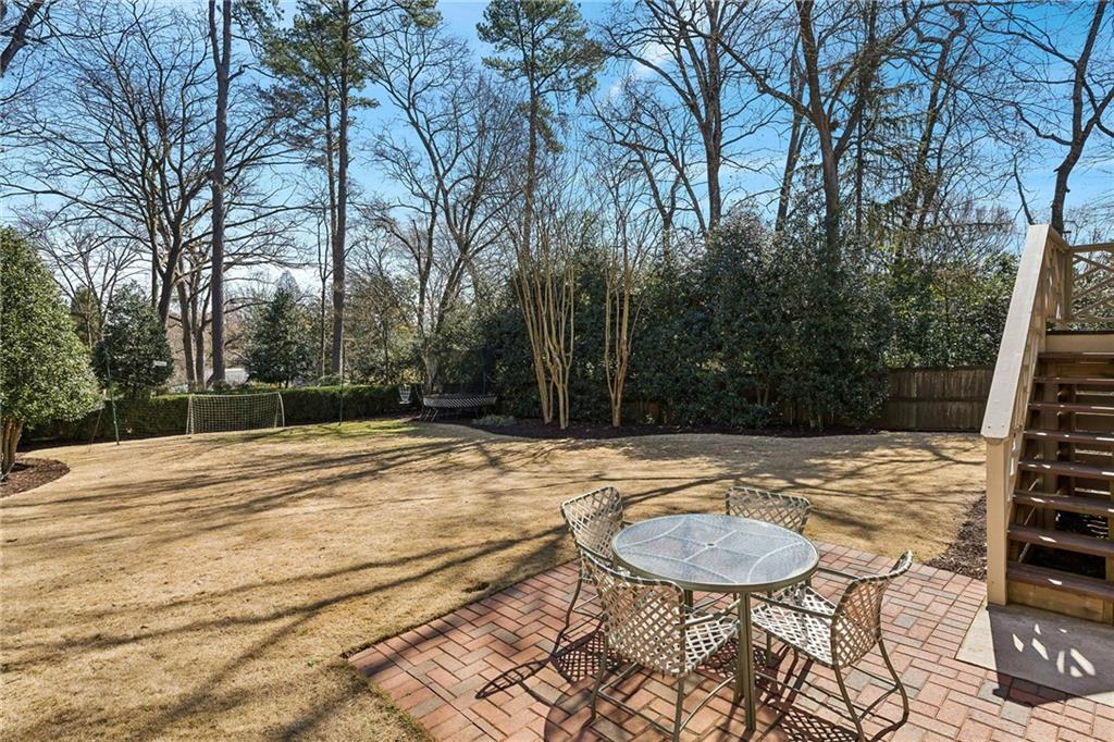 2479 Dellwood Drive NW