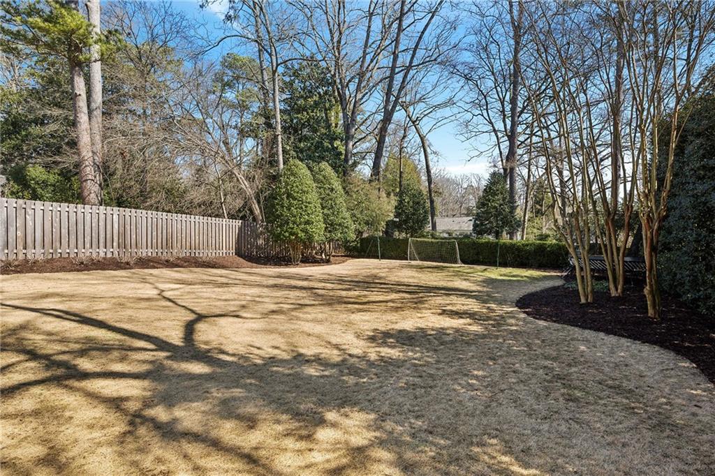 2479 Dellwood Drive NW