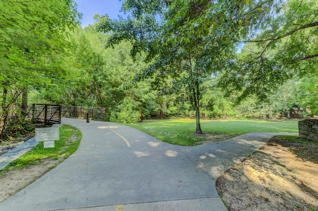 1819 Greystone Road NW