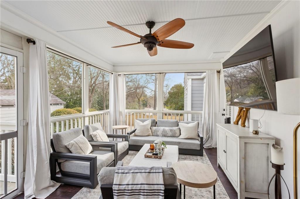 1819 Greystone Road NW