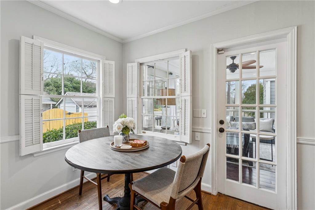 1819 Greystone Road NW