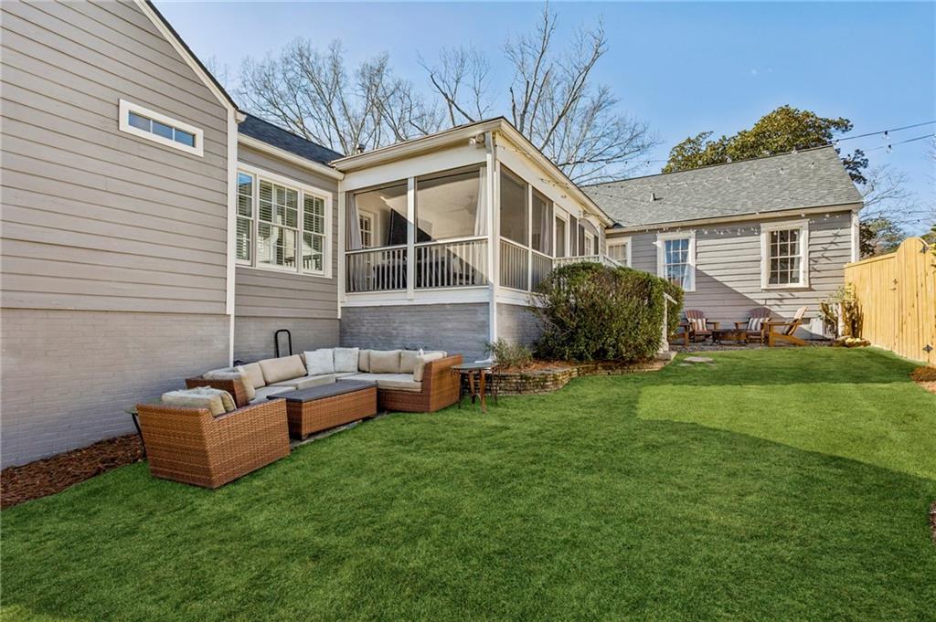 1819 Greystone Road NW