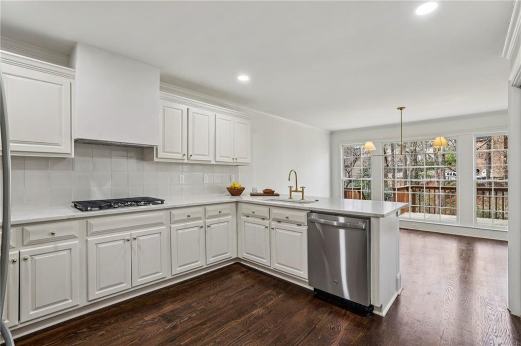 105 Inverness Approach