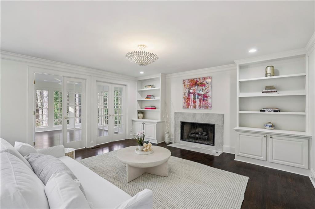 105 Inverness Approach